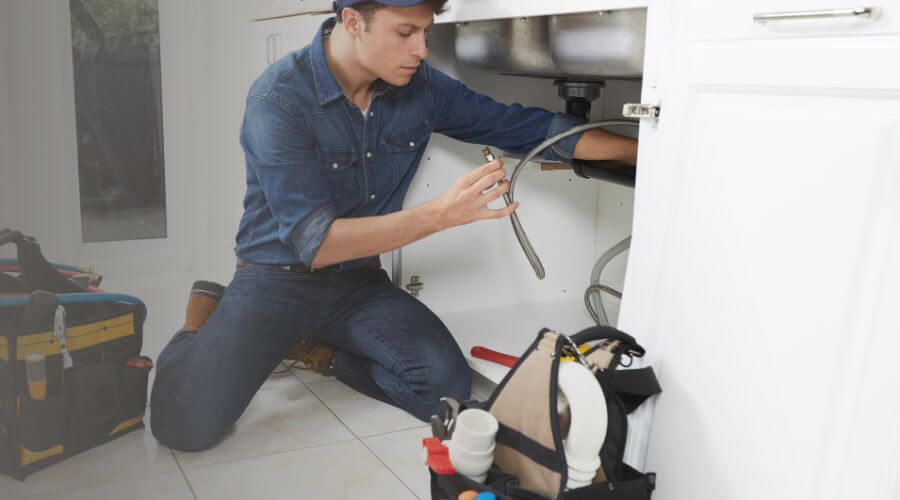 Professional same day plumber in Three Rivers, TX